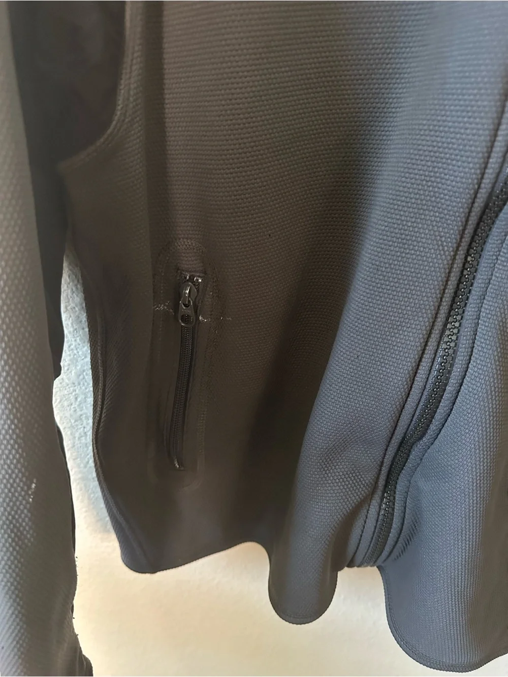 The North Face Men's Full-Zip Black Performance Jacket size L/ NWOT 1185